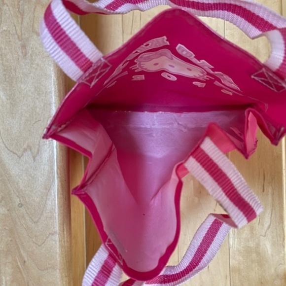 Hello Kitty Hot Pink Tote Bag - Picture 4 of 9